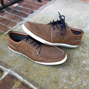 Sonoma Men’s boat shoe style sneakers